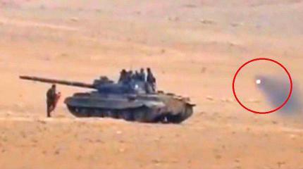 Т-62 под Пальмирой принял на себя мощный удар ПТУРа, сохранив жизнь экипажу Т-62 под Пальмирой принял на себя мощный удар ПТУРа, сохранив жизнь экипажу