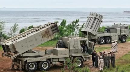 В КНДР показали аналог HIMARS и небольшие крылатые ракеты с ИИ