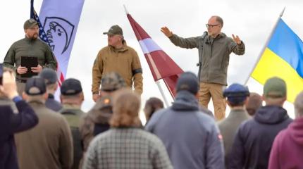 Украинские неонацисты пускают щупальца в латвийской армии