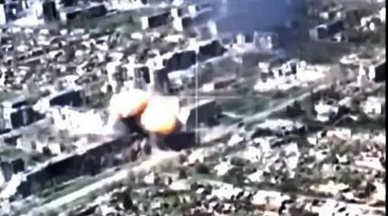 Российская бомба весом в 1500 кг обвалила часть многоэтажки с боевиками ВСУ