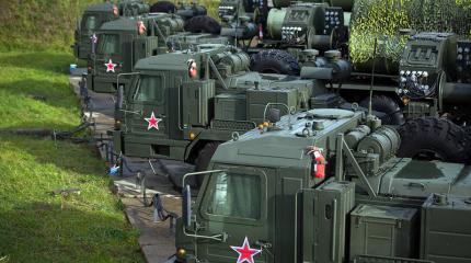 Российская система ПВО С-400 способна «видеть» истребители-невидимки Российская система ПВО С-400 способна «видеть» истребители-невидимки