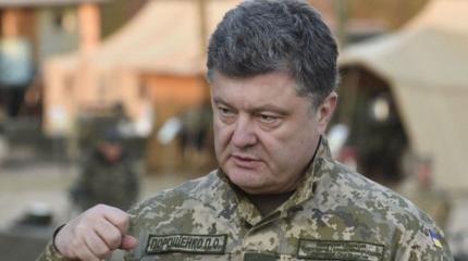 Обстрел Донбасса: Порошенко сознался, почему не вводит военное положение