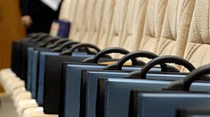 Украинским гражданским чиновникам в зоне АТО хотят выдавать оружие Украинским гражданским чиновникам в зоне АТО хотят выдавать оружие