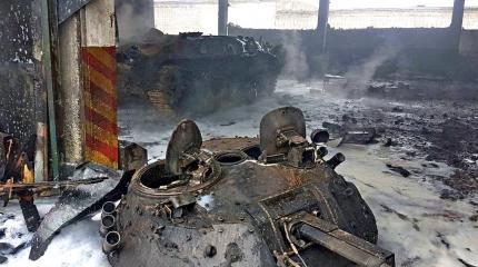 При пожаре в воинской части в Приморье БМП оторвало башню При пожаре в воинской части в Приморье БМП оторвало башню