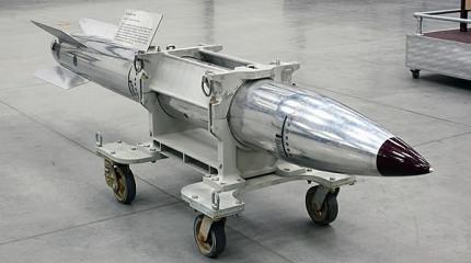 США приступают к модернизации атомных бомб В61