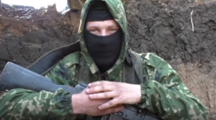 Ополченец «Кальвадос»: «С нами Бог, пули в нас не попадают» Ополченец «Кальвадос»: «С нами Бог, пули в нас не попадают»