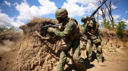 Дальневосточники окружают Гуляйполе — а дальше до Запорожья голая степь Дальневосточники окружают Гуляйполе — а дальше до Запорожья голая степь
