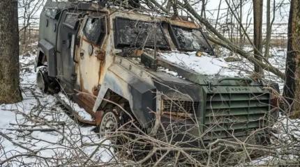 Подрыв броневика ВСУ на противотанковой мине показали изнутри