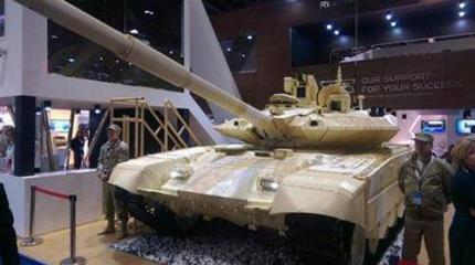Россия впервые показала новейшую версию танка Т-90 на выставке IDEX 2015 Россия впервые показала новейшую версию танка Т-90 на выставке IDEX 2015