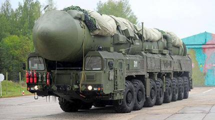Российские «Тополи» и «Ярсы» оснастят аэрозольной защитой Российские «Тополи» и «Ярсы» оснастят аэрозольной защитой