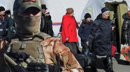 Рискуя жизнью, российские военные спасли пенсионеров из-под Купянска