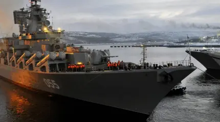 Крейсер "Маршал Устинов" провел ракетные стрельбы в Баренцевом море