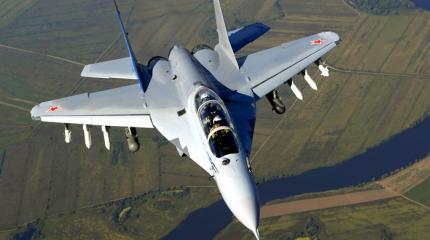 МиГ-35 против «Суперхорнета»: наша машина может нести «Калибр» МиГ-35 против «Суперхорнета»: наша машина может нести «Калибр»