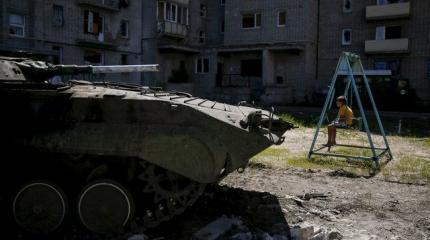 ВСУ разместили боевую технику в жилых массивах Попасной ВСУ разместили боевую технику в жилых массивах Попасной