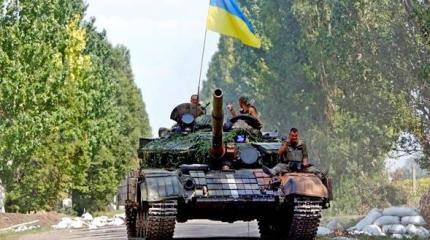 Украинские силовики попали в окружение под Дебальцево и потеряли контроль над Ясиноватой Украинские силовики попали в окружение под Дебальцево и потеряли контроль над Ясиноватой