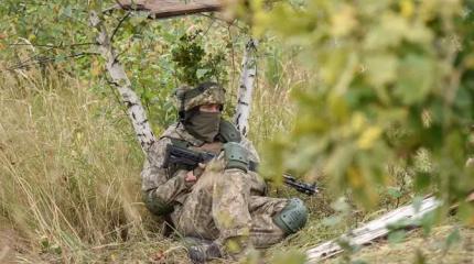 От Джеймсов Бондов из Ми6 на Украине не протолкнуться От Джеймсов Бондов из Ми6 на Украине не протолкнуться