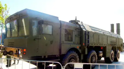 Опубликованы уникальные кадры падающего как метеорит "Искандера" Опубликованы уникальные кадры падающего как метеорит "Искандера"