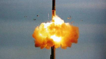 Демонстрация американцам новейшей российской баллистической ракеты РС-26 «Рубеж» откладывается Демонстрация американцам новейшей российской баллистической ракеты РС-26 «Рубеж» откладывается