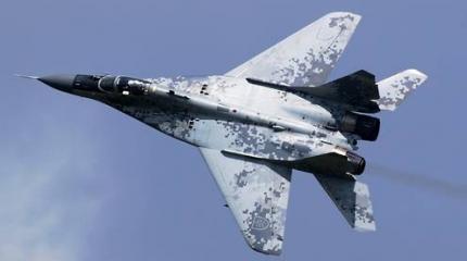 МиГ-29 разбился, а Су-34 опрокинулся МиГ-29 разбился, а Су-34 опрокинулся