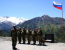 В Киргизии предложили привлечь россиян к охране границы В Киргизии предложили привлечь россиян к охране границы
