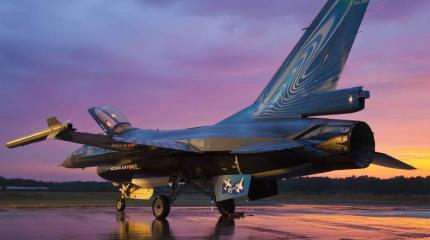 Ф-16 потерпел крушение, оба пилота погибли
