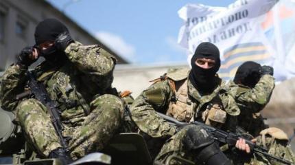 DW: На стороне ополченцев в Донбассе воюют около сотни немцев DW: На стороне ополченцев в Донбассе воюют около сотни немцев