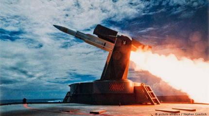 США боятся всего, что летает из Ирана США боятся всего, что летает из Ирана