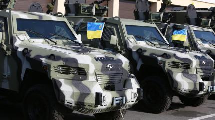 Переданная Порошенко военная техника для ВСУ даже не заводится Переданная Порошенко военная техника для ВСУ даже не заводится