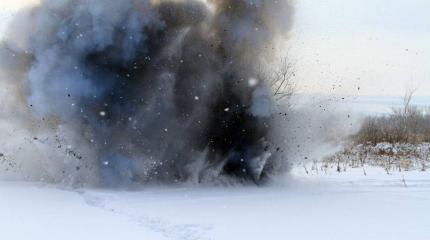 Подрыв тротиловой шашки в ведре с жидким азотом сняли на видео