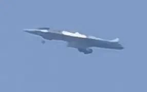 В Китае показали патч с самолетом шестого поколения, сбивающим B-21 Raider