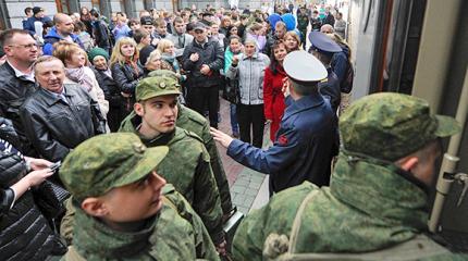 Призывников приглашают в вагон-ресторан Призывников приглашают в вагон-ресторан