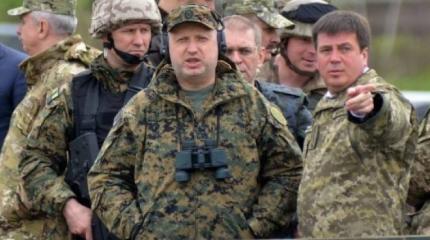 Турчинов на огневой точке: больше бетона! Турчинов на огневой точке: больше бетона!