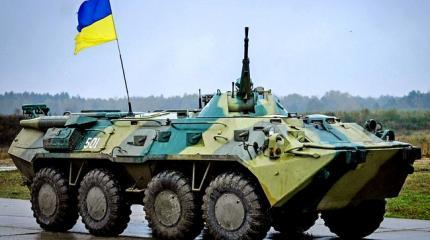 Украина демонстративно собирает войска рядом с Крымом Украина демонстративно собирает войска рядом с Крымом