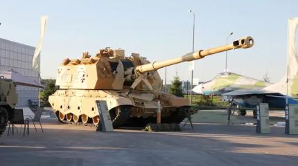 Российская 2С19М1-155 - в сравнении с воюющими в ВСУ самоходками НАТО