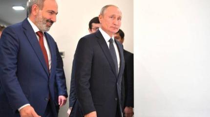 Пашинян перед Путиным обвинил ОДКБ в отсутствии помощи в борьбе Армении с Азербайджаном