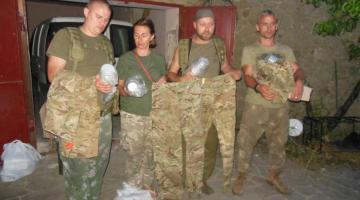 Попрошайки ВСУ: боевики «АТО» используют волонтеров для личной наживы