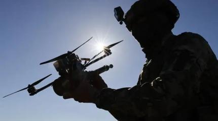Украина подложила Трампу жирную наркотическую FPV-свинью Украина подложила Трампу жирную наркотическую FPV-свинью