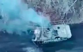 Большой огненный шар появился на месте "грузовой" БМП-2 ВСУ Большой огненный шар появился на месте "грузовой" БМП-2 ВСУ