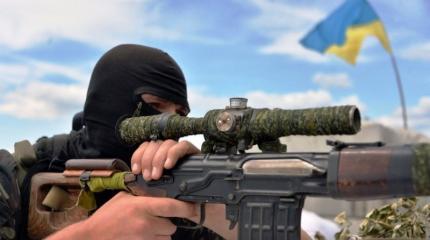 «Герои» и «злодеи»: как в Прибалтике относятся к участникам войны в Донбасс