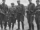 «Предай» врага своего