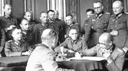 Кто из генералов Гитлера согласился на сотрудничество с СССР? Кто из генералов Гитлера согласился на сотрудничество с СССР?
