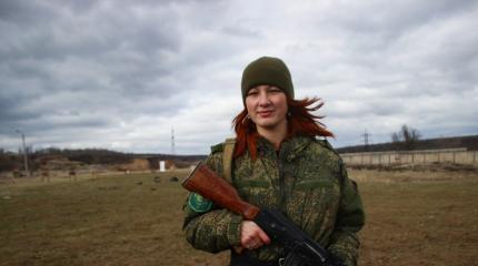 Сержант Марина "Славик": Женщины - неотъемлемая часть НМ ЛНР Сержант Марина "Славик": Женщины - неотъемлемая часть НМ ЛНР