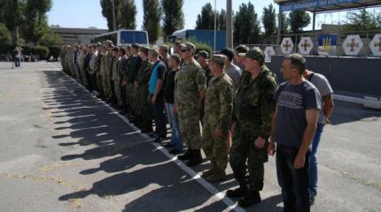 К войне готовы! На полигоне в Ровно у резервистов выпускной К войне готовы! На полигоне в Ровно у резервистов выпускной