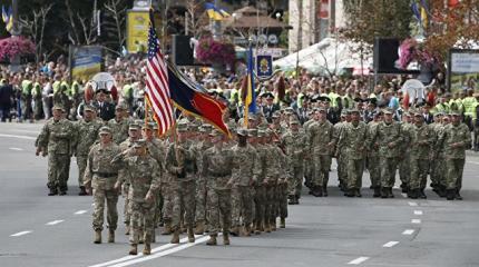 Лизнули НАТОвский сапог: В Сети высмеяли военный парад на Украине