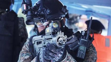 Британский спецназ играет мускулами перед морпехами Балтфлота