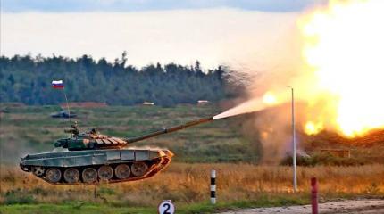 Закрытый динамический показ на "Армии-2016" Закрытый динамический показ на "Армии-2016"