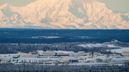 США создают «Боевой город» на Аляске, угрожая России и Китаю