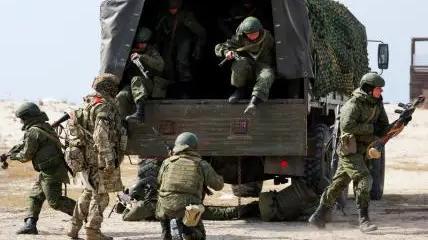 «Русских в три раза больше, они могут прорвать фронт в любой момент» «Русских в три раза больше, они могут прорвать фронт в любой момент»