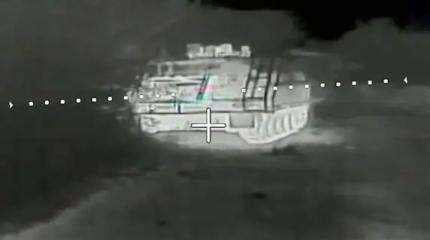 Американский M113 с боевиками ВСУ сожгли ударом дрона в кормовой люк