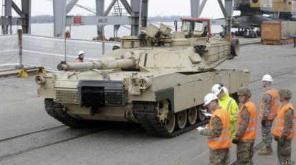 Танки из США прибывают на Балтику для военных учений Танки из США прибывают на Балтику для военных учений